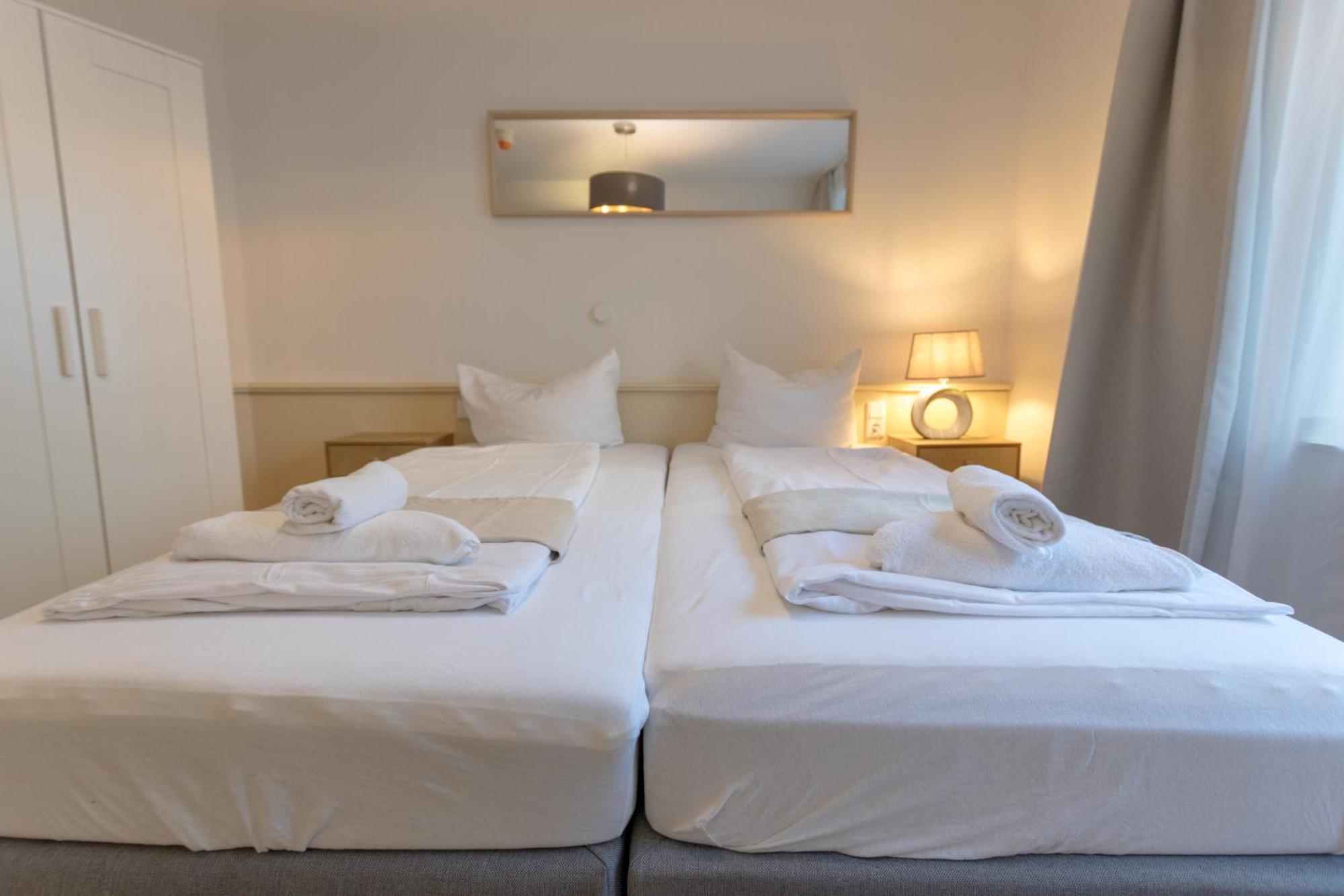 Hotel Dörenkamp by Vivere Stays Düsseldorf Eksteriør billede
