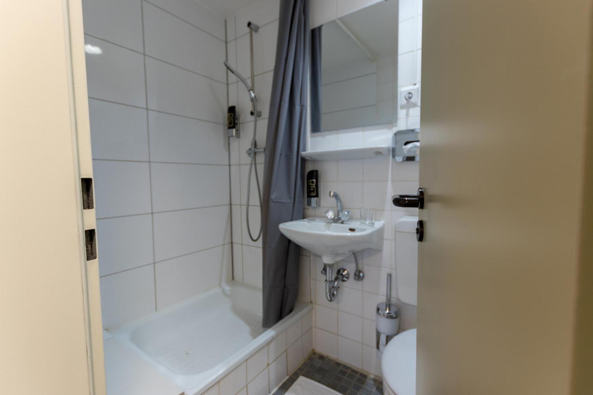 Hotel Dörenkamp by Vivere Stays Düsseldorf Eksteriør billede