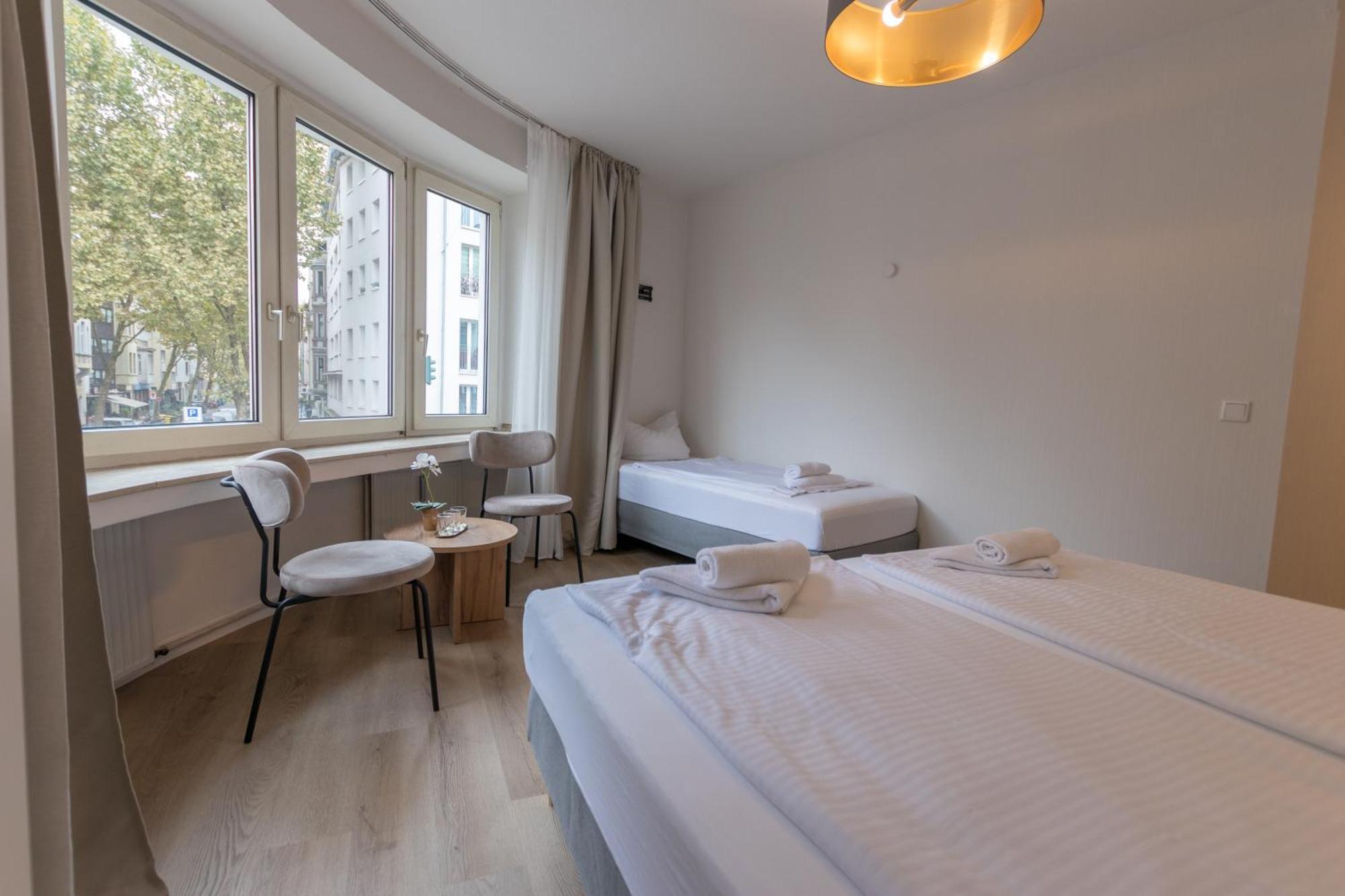 Hotel Dörenkamp by Vivere Stays Düsseldorf Eksteriør billede